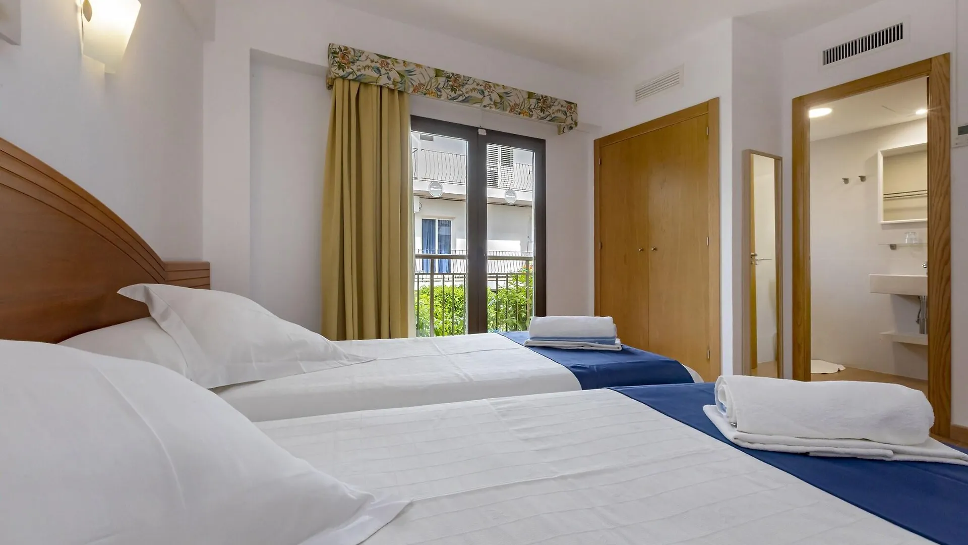 Hostal Manolita San Antonio  0*, San Antonio (Ibiza)