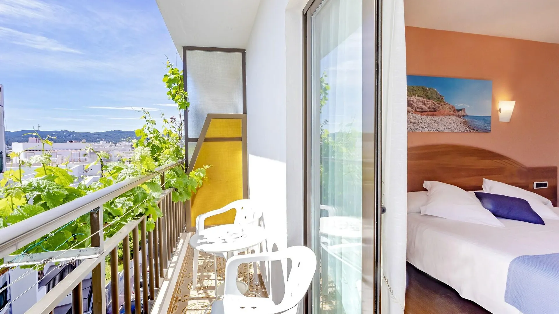 Hostal Manolita San Antonio  0*, San Antonio (Ibiza) Spanyolország