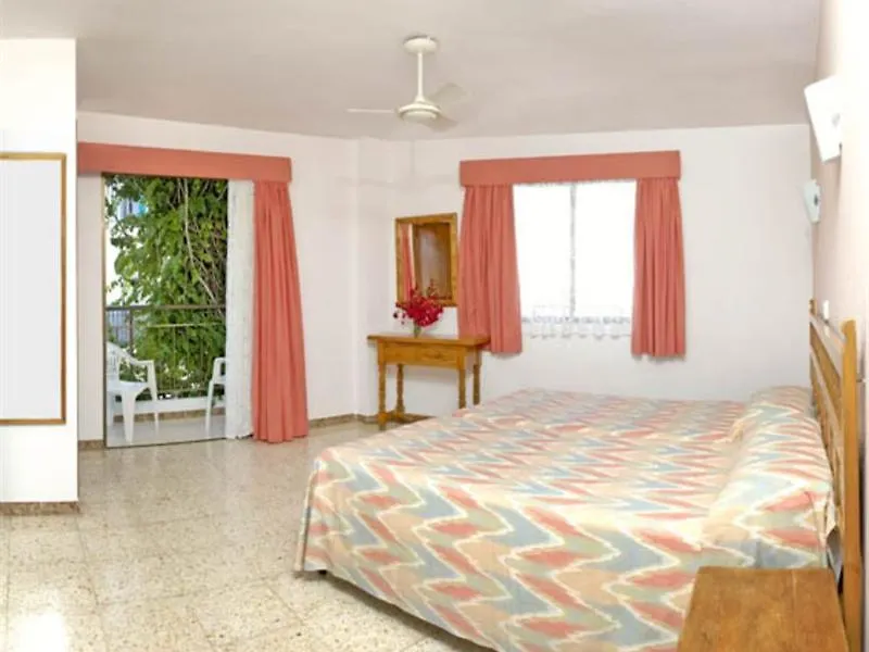 Hostal Manolita San Antonio Abad